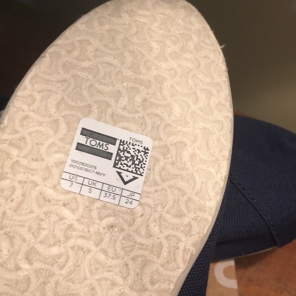 TOMS Canvas Shoes - Picture 5 of 7